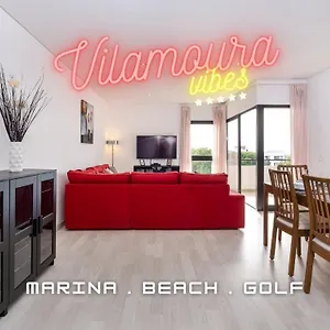 - Spacious With Swimming Pool & View Vilamoura